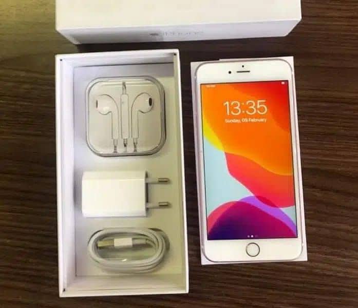 iPhone 6s plus 128 GB my WhatsApp number 0324/940/2318 1