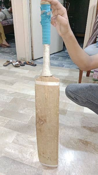 coconut JD bat in good condition urgent sale 0