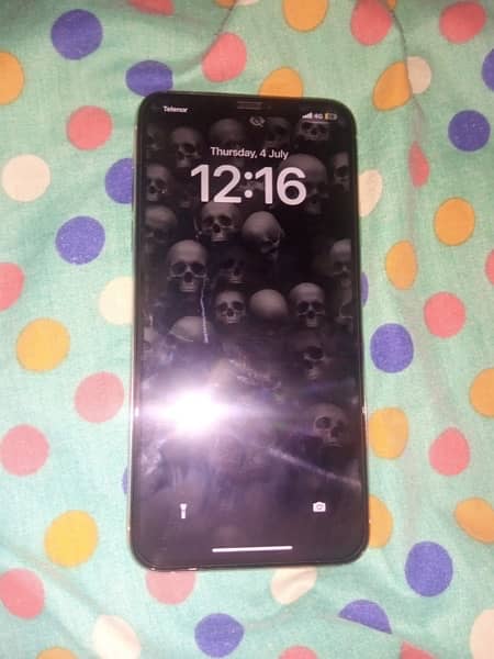 11 pro max 256 gb non pta mobile condition 10/10 5