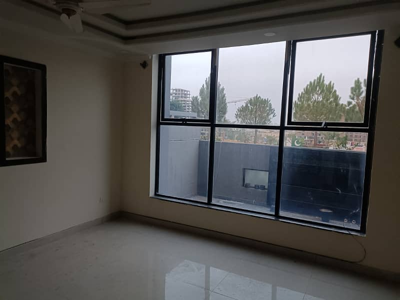 10 Marla House for Rent in Overseas 7 Bahria Town Rawalpindi 9