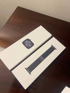Apple Watch SE 2024, GPS + Cellular, 40mm with Black/Blue Nike Sport