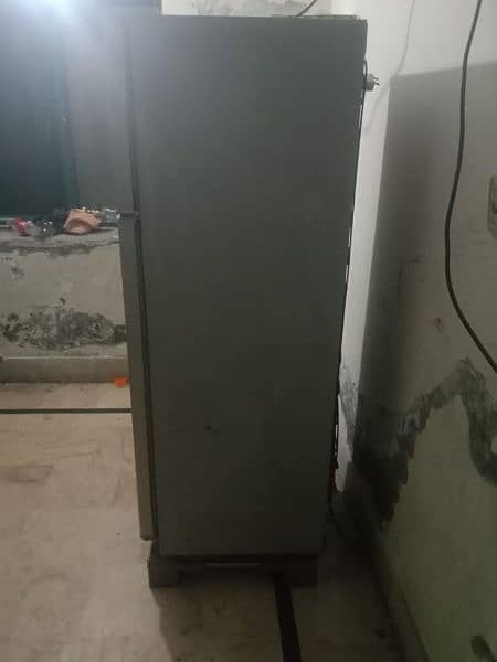 Haier fridge modal no.  320 2