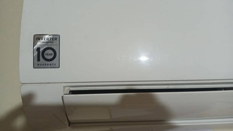 LG dual inverter 02 ton brand new condition 2