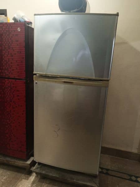 Full size fridge for sale 0