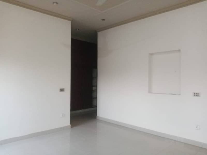 Exclusive. . . 1 Kanal Lower Portion with 3 Bedrooms For Rent in DHA Phase 6 | Book Now 1