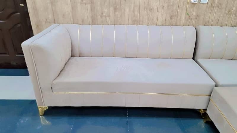 7 seater L shaped Sofa 4