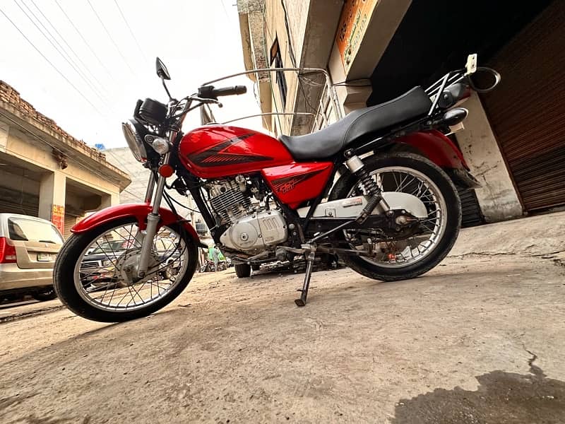 Suzuki Gs 150 2