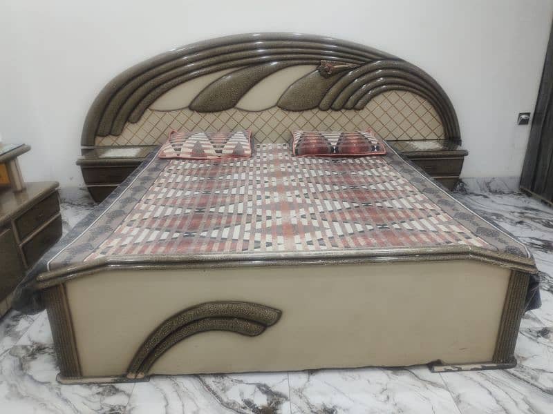 double bed with side table and dressing + metress 4