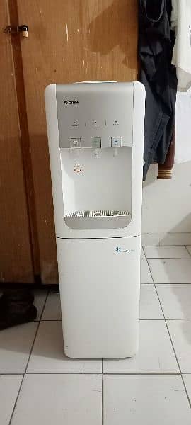 Water dispenser gree company 0