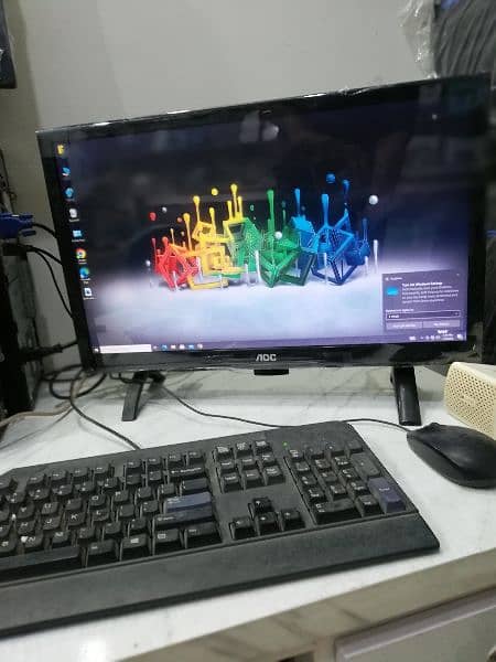 AOC 22" LED Monitor with FHD Display in A+ Condition Fresh UAE Import 0