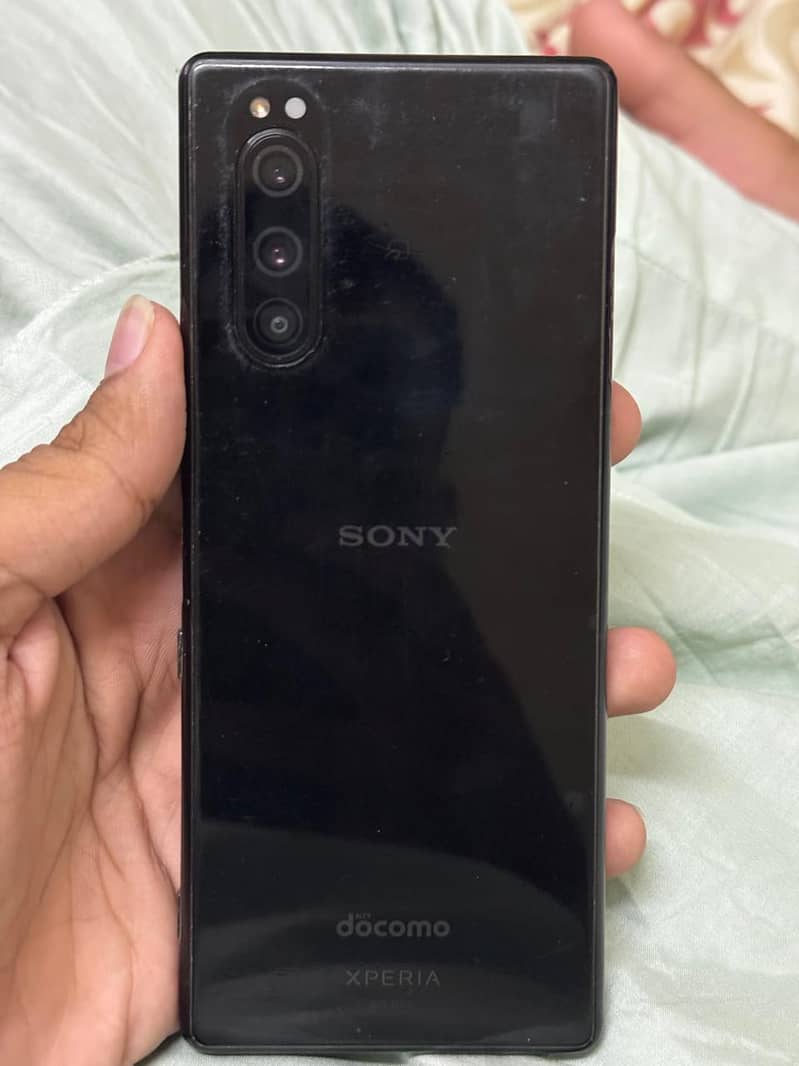 Sony Xperia 5 PTA 1