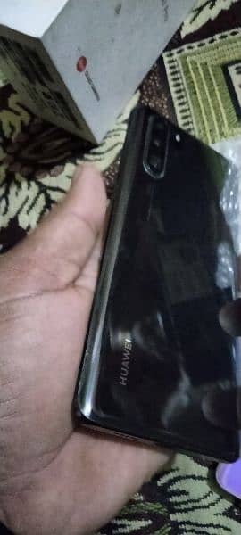 Huawei p30 pro 8gb and 128gb dual sim 7