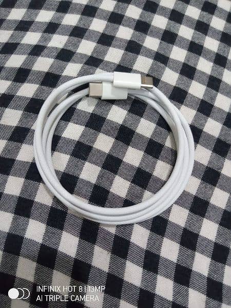 iphone 15pro max Charger Cable 20watt new original with warranty 3