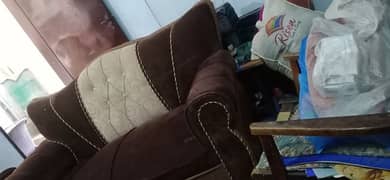 sofa set (3+2+1) in good condition for sale