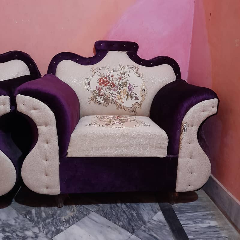 6 seater sofa set fore sale 6