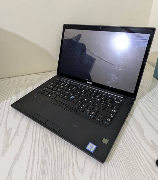 Dell Laptop Core i5 - Touch Screen 0