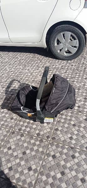 Pram and car seat for kids 10