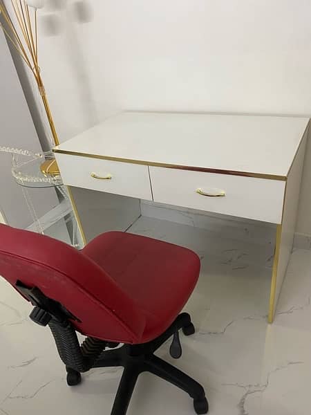study table with chair 4