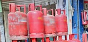 30 Domestic big Gas Cylinders 12 KG in extremely Good Quality