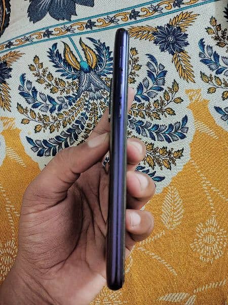 Realme 5 4/64 2