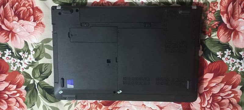 Lenovo Thinkpad laptop available 1