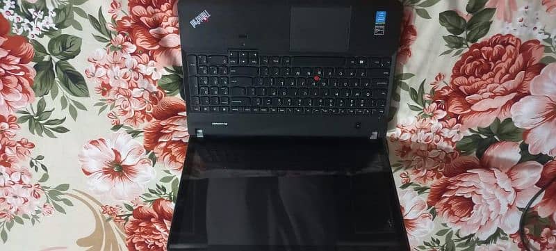 Lenovo Thinkpad laptop available 4