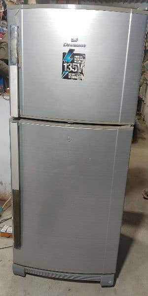 Dawlance refrigerator 14 kubik Bahtreen or munasib qemat me 0