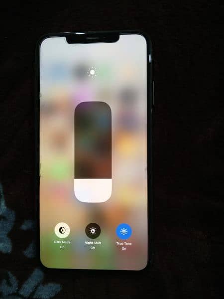 IPHONE XSMAX PTA approved 512GB gold clr 4