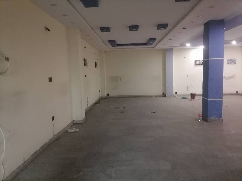 5 Marla Commercial Plaza Complete Building For Rent At Main Sargodha Road 24