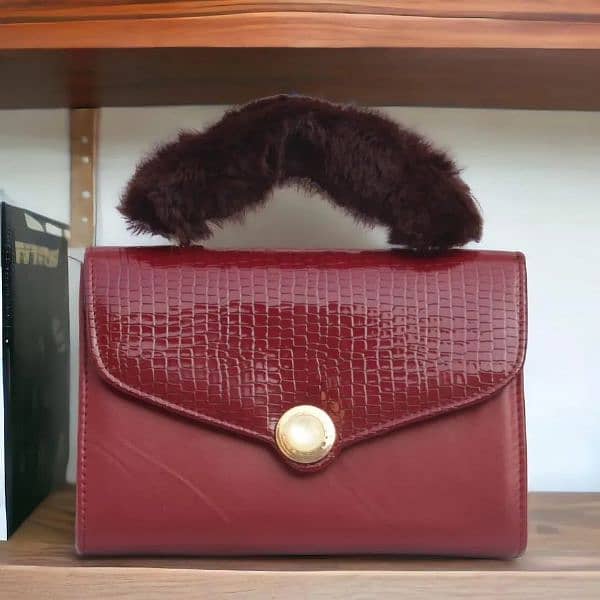 woman's bag 0