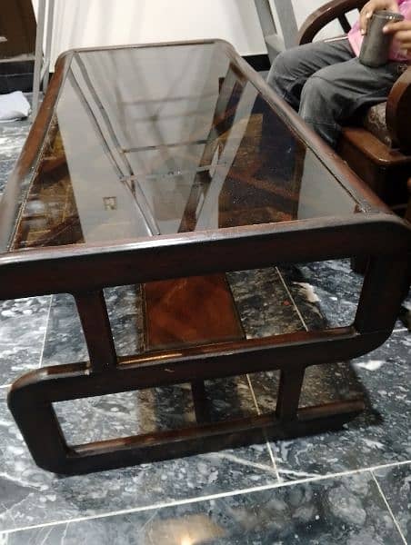 center glass fancy table in good condition 4