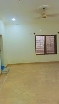 3bed dd first floor west open oldravian society karachi