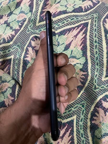Iphone 7+ 128gb PTA Approved 10/10 matt black 3