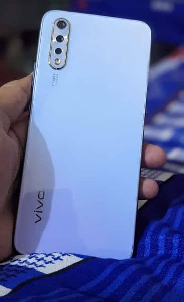 Vivo S1 4GB 128GB my whatshaps number 0326/74/83/089 0