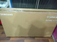 Samsung 4k L. E. D box pack new modele