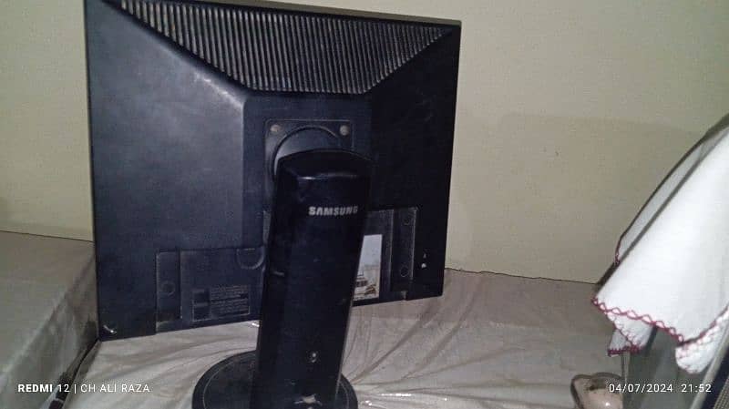 Samsung LCD computer monitor best condition and normal price 2