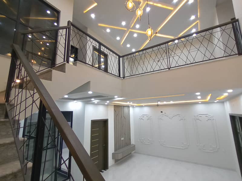 5 Marla Beautiful Brand New House On Easy Monthly Installments In Faisalabad 4