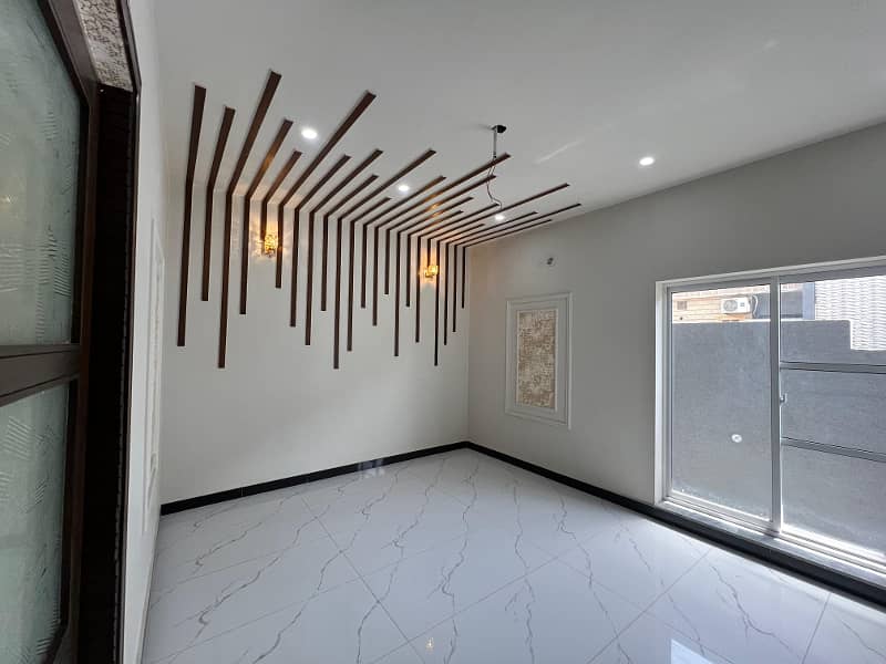 5 Marla Brand New Villa Available For Sale-Canal Road Faisalabad 6