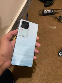 Vivo V30 0