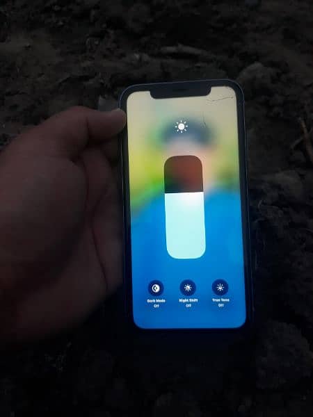 iphone 11 Non PTA 3