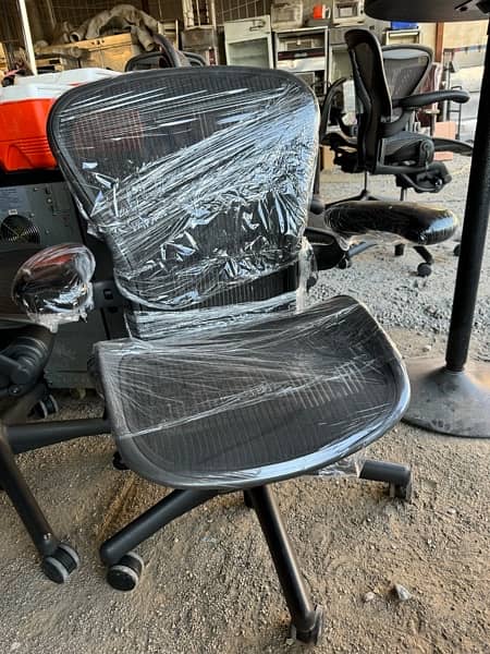 Herman Miller Aeron Chair 2