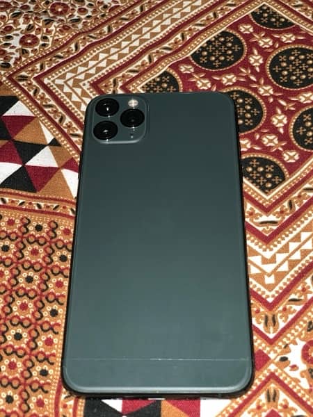 Iphone 11 pro max 512gb non pta waterpack 10/10 83 B. H 6
