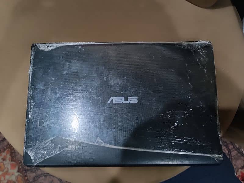 Asus Laptop For Sale with Charger 1