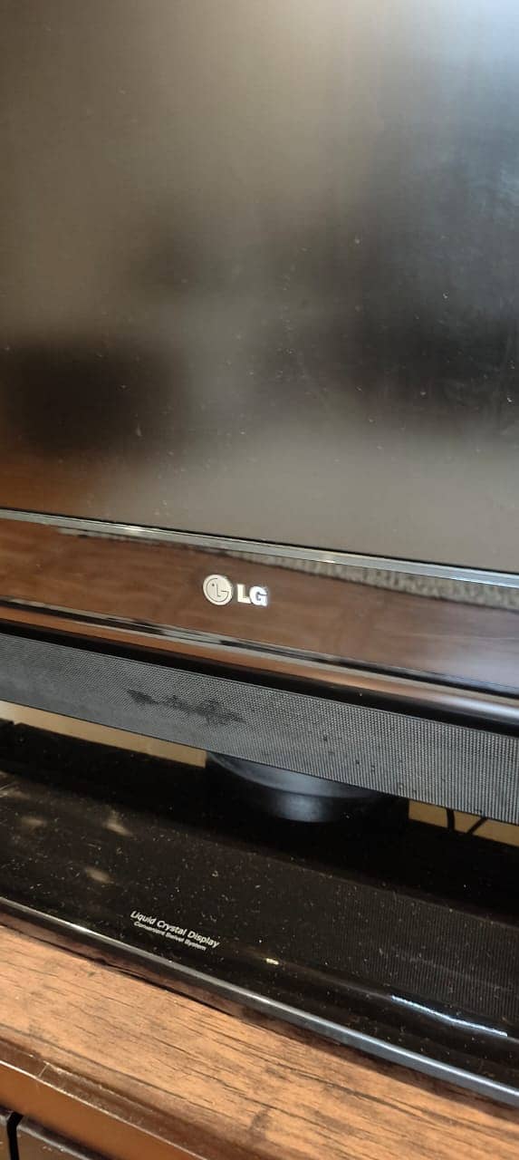 43 inch LCD LG 2