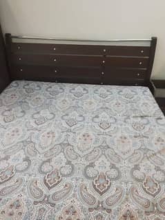 King size bed available for sale 0