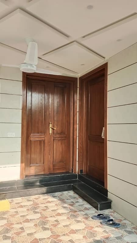 5 MARLA BRAND NEW HOUSE FOR SALE IN VERY REASONABLE PRICE 11