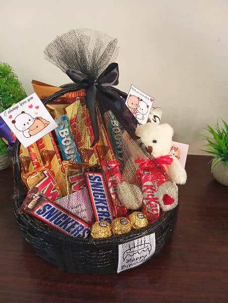 birthday gift, Customised gift, gift basket,gift box,bouquet Available 1