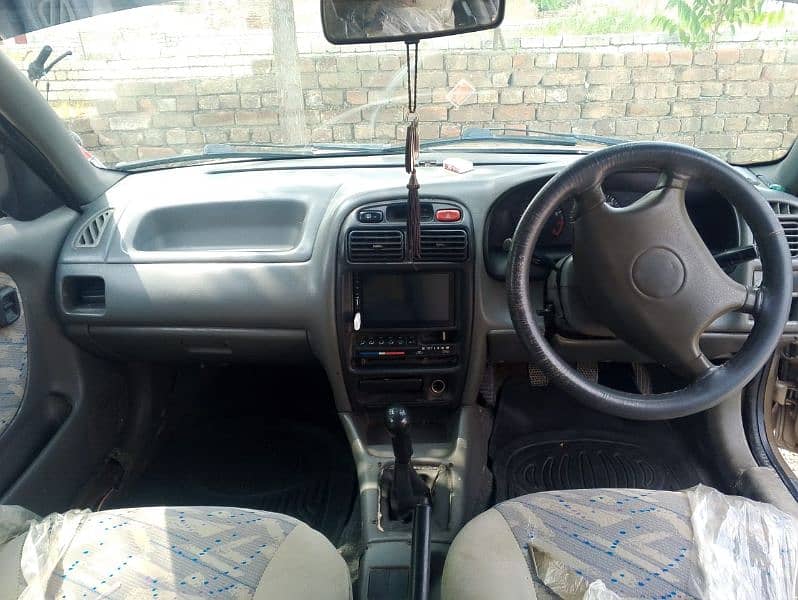 Suzuki Baleno 2004 6