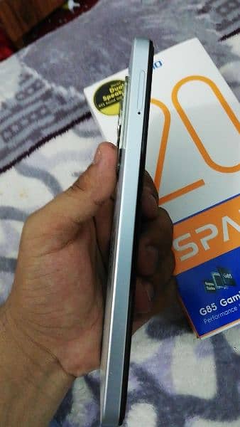 Tecno spark 20 3