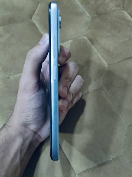 Xiaomi Redmi Note 12 Pro New Condition 4